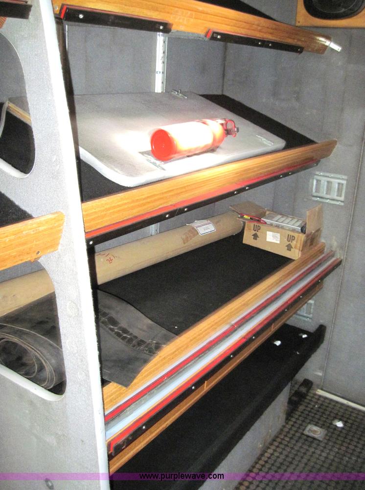 image for item 4143 1997 GMC C6500 truck