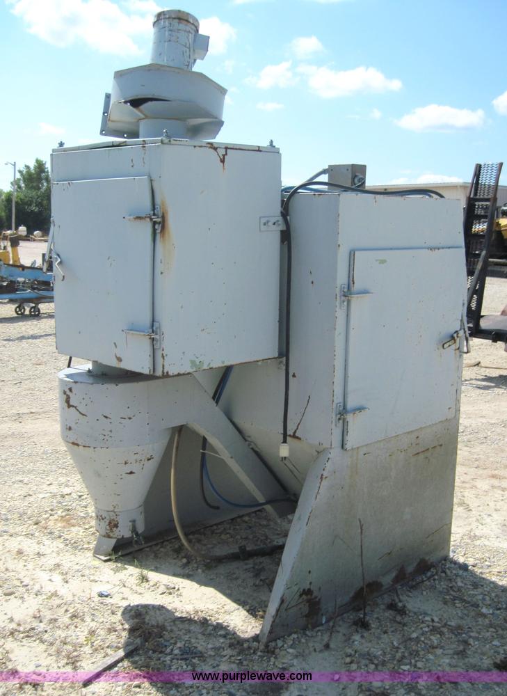 image for item 4148 Cyclo Blast dry blast sand blast cabinet