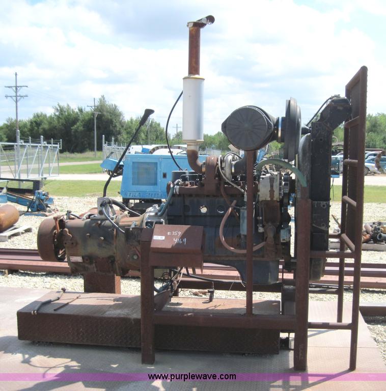 image for item 4169 1993 Cummins 5.9L 160hp diesel engine