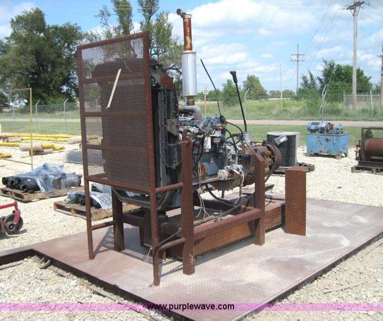 image for item 4169 1993 Cummins 5.9L 160hp diesel engine