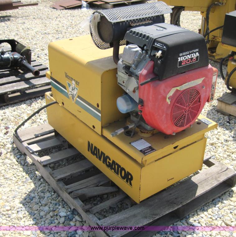 image for item 4173 Vermeer hydraulic supply system