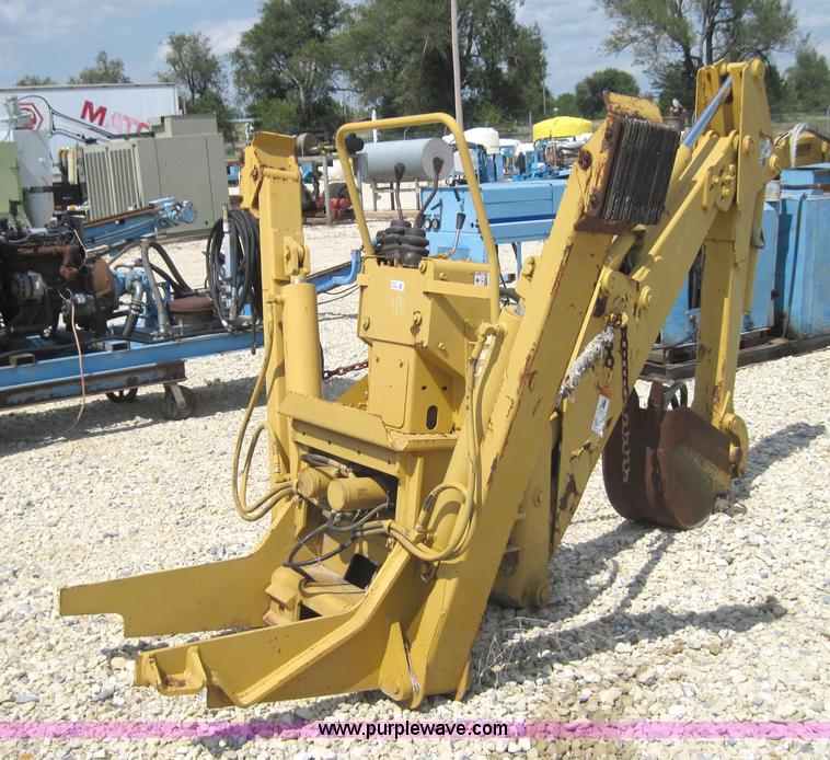 image for item 4191 Vermeer V9300 backhoe assembly