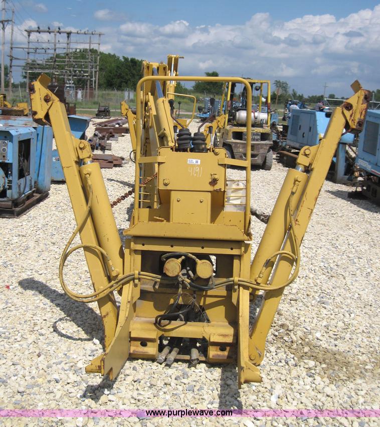 image for item 4191 Vermeer V9300 backhoe assembly