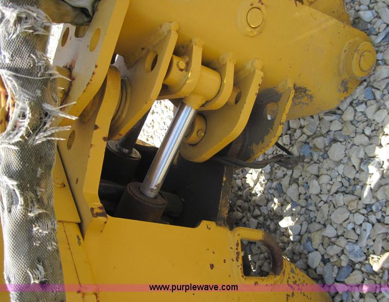 image for item 4191 Vermeer V9300 backhoe assembly