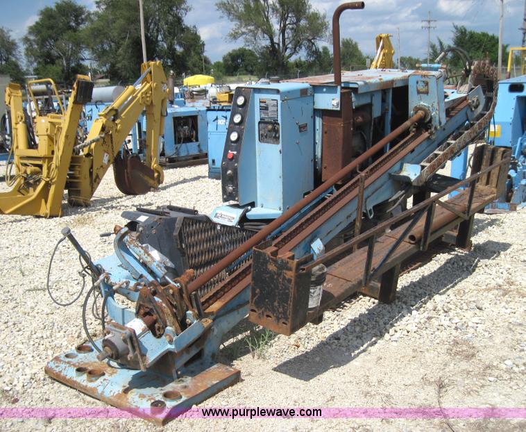 image for item 4192 Straightline 910 directional drill