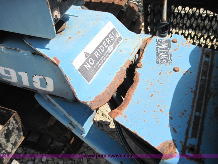 image for item 4192 Straightline 910 directional drill