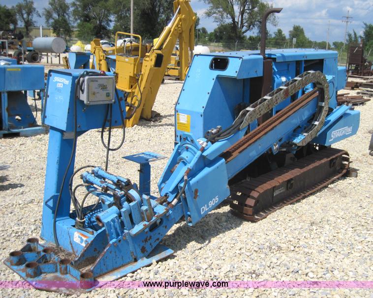 image for item 4193 Straightline 905 directional drill