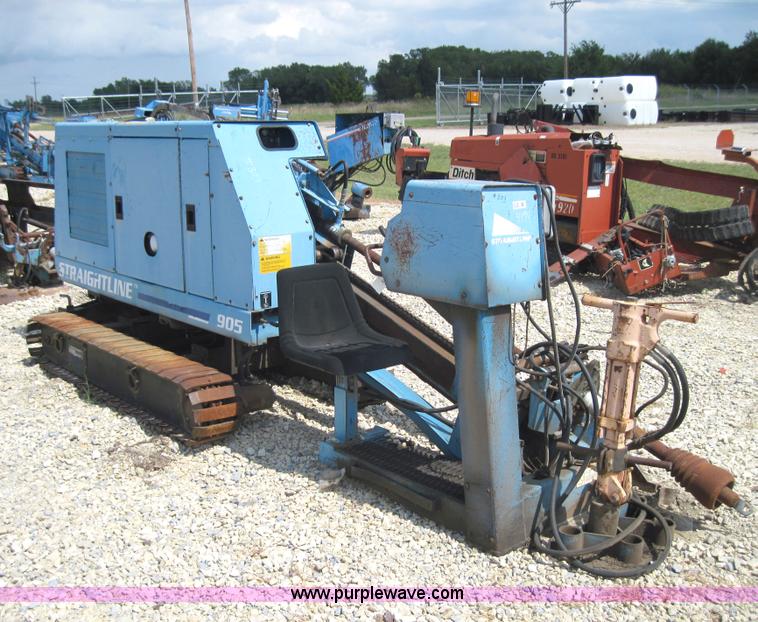 image for item 4194 Straightline 905 directional drill