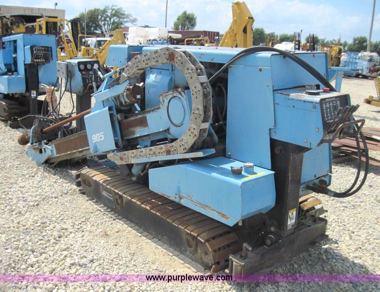 image for item 4194 Straightline 905 directional drill