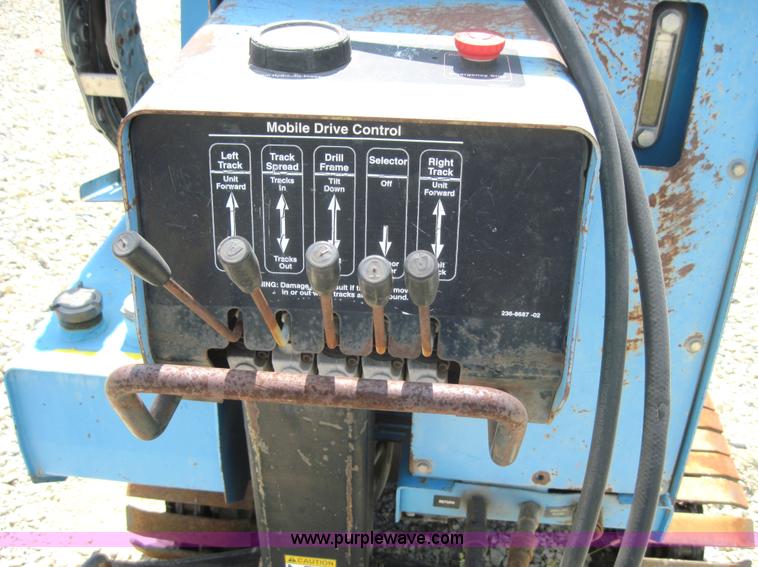 image for item 4194 Straightline 905 directional drill