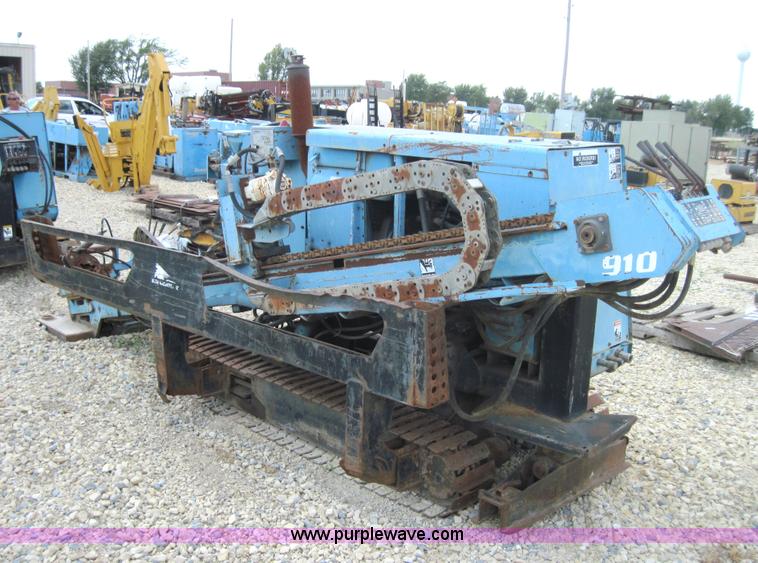 image for item 4195 Straightline 910 directional drill