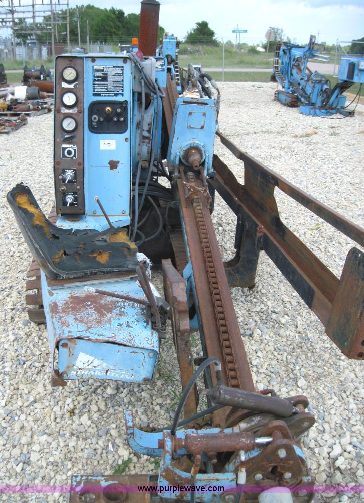 image for item 4195 Straightline 910 directional drill