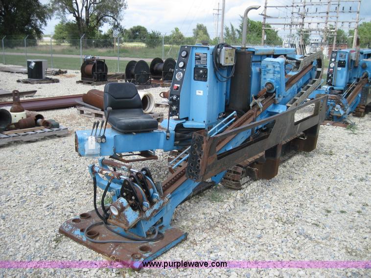 image for item 4197 Straightline 910 directional drill