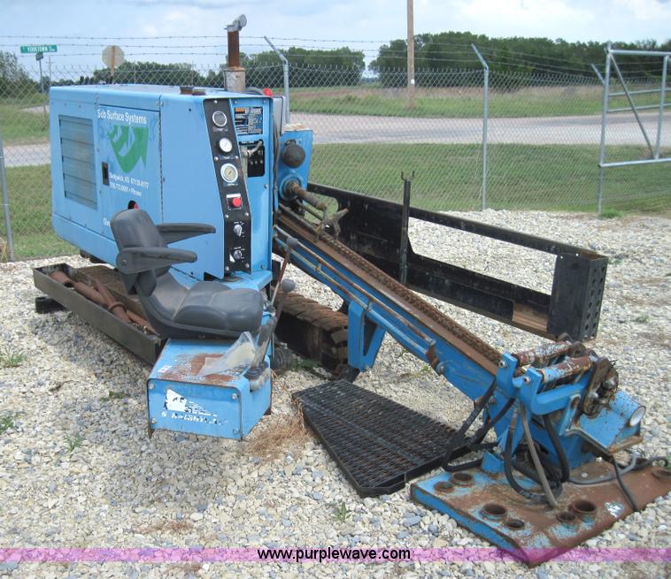 image for item 4198 Straightline 910 directional drill