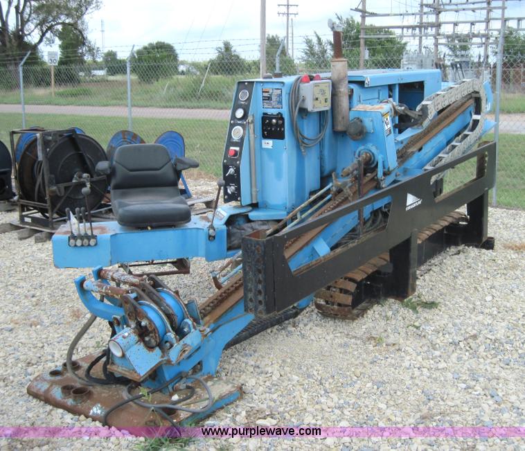 image for item 4198 Straightline 910 directional drill