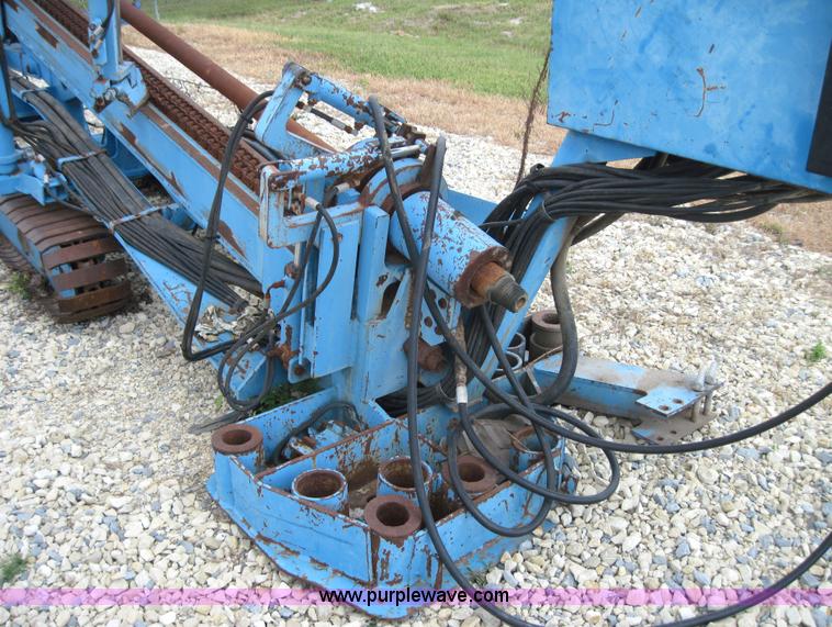 image for item 4199 Straightline 2610 directional drill