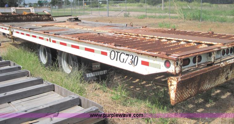 image for item 4206 2000 Miller 40' tandem axle trailer