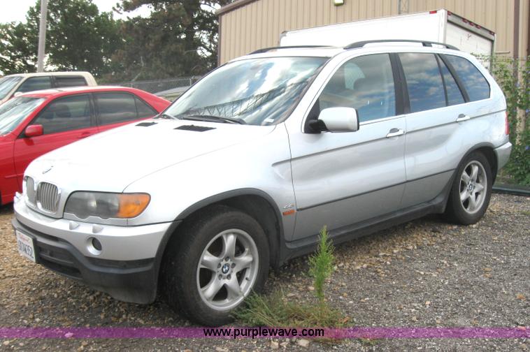 image for item 2770 2000 BMW X5 Non-repairable certificate, parts only