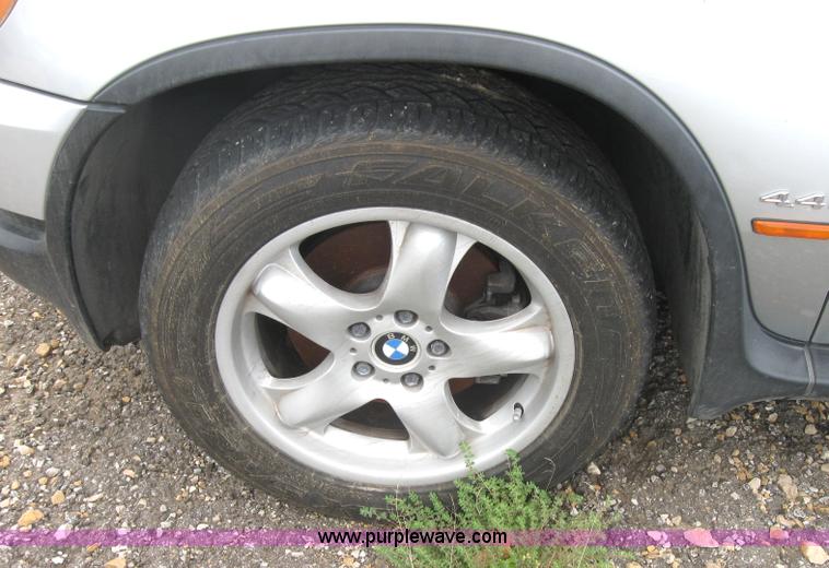 image for item 2770 2000 BMW X5 Non-repairable certificate, parts only
