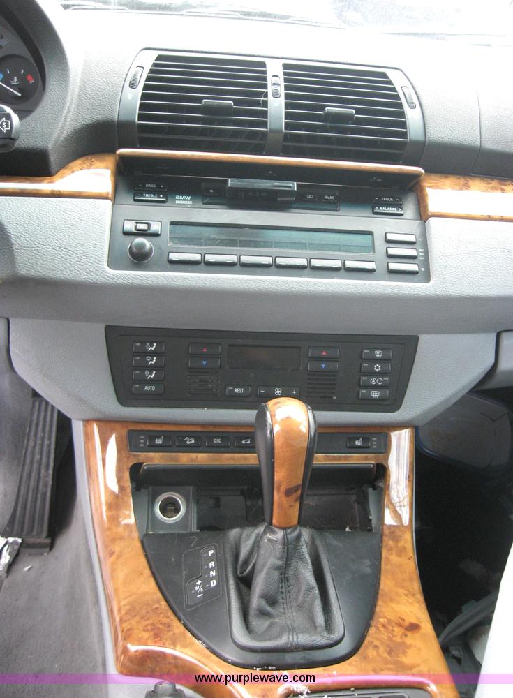 image for item 2770 2000 BMW X5 Non-repairable certificate, parts only