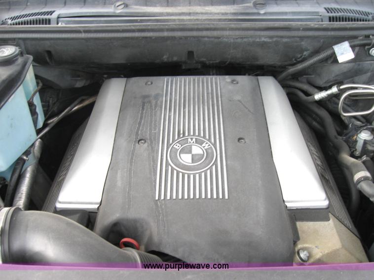 image for item 2770 2000 BMW X5 Non-repairable certificate, parts only