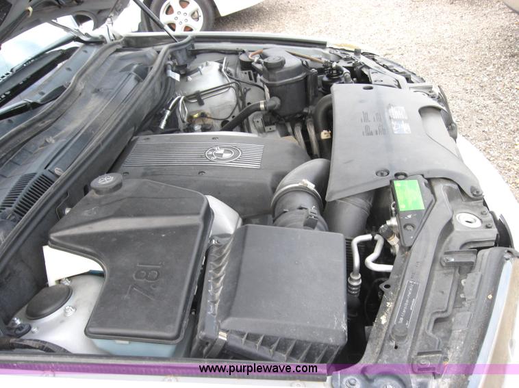 image for item 2770 2000 BMW X5 Non-repairable certificate, parts only