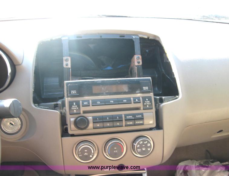 image for item 2771 2006 Nissan Altima Non-repairable certificate, parts only