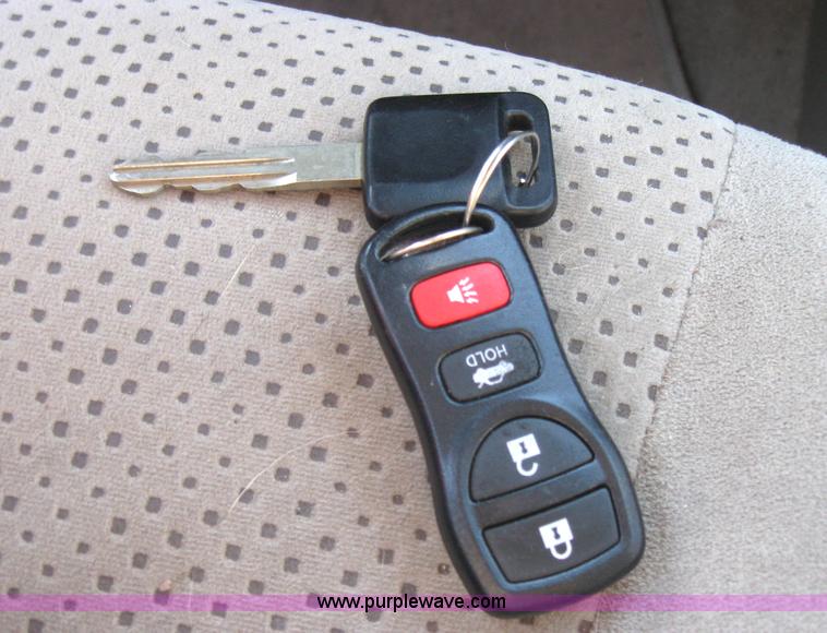 image for item 2771 2006 Nissan Altima Non-repairable certificate, parts only