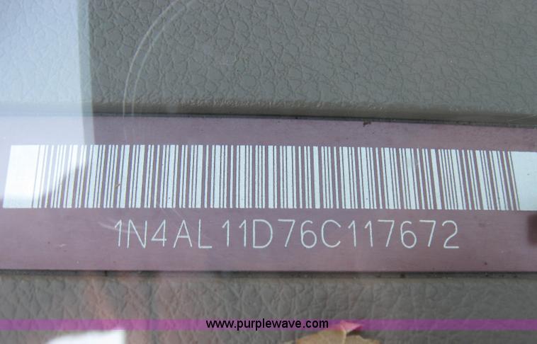 image for item 2771 2006 Nissan Altima Non-repairable certificate, parts only