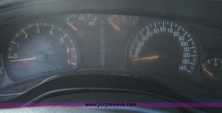 image for item 2772 2000 Pontiac Bonneville SE Non-repairable certificate, parts only