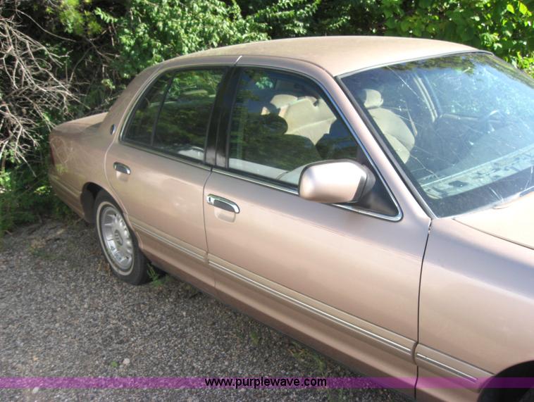 image for item 2773 1996 Mercury Grand Marquis LS Non-repairable certificate, parts only