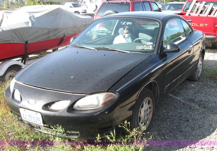 image for item 2774 1998 Ford Escort