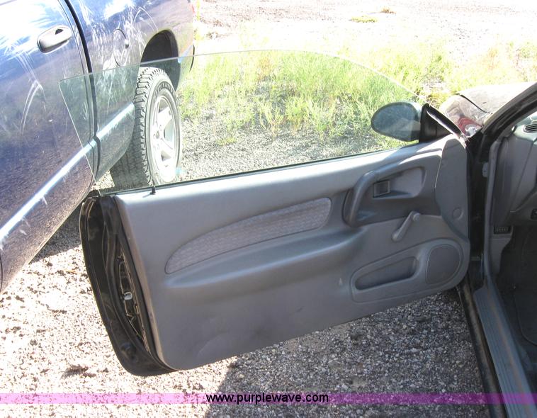 image for item 2774 1998 Ford Escort