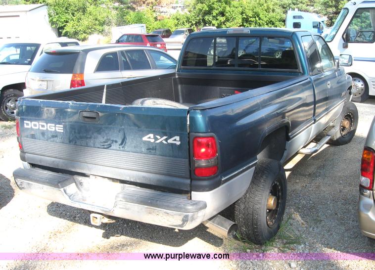 image for item 2775 1997 Dodge Ram 2500 club cab pickupNon-repairable certificate, parts only