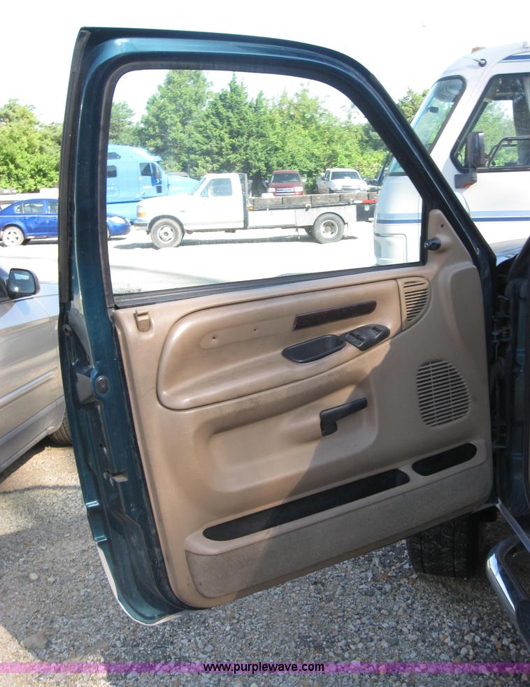 image for item 2775 1997 Dodge Ram 2500 club cab pickupNon-repairable certificate, parts only