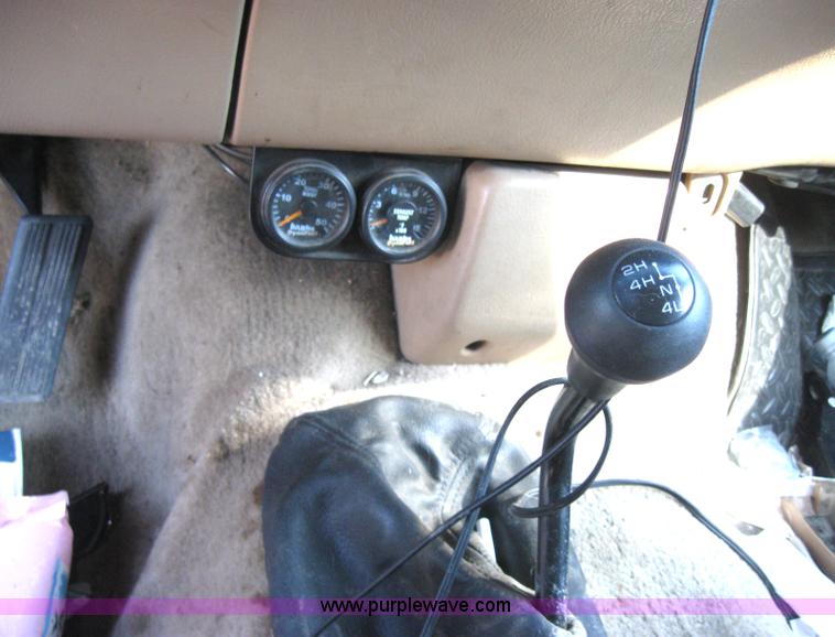 image for item 2775 1997 Dodge Ram 2500 club cab pickupNon-repairable certificate, parts only