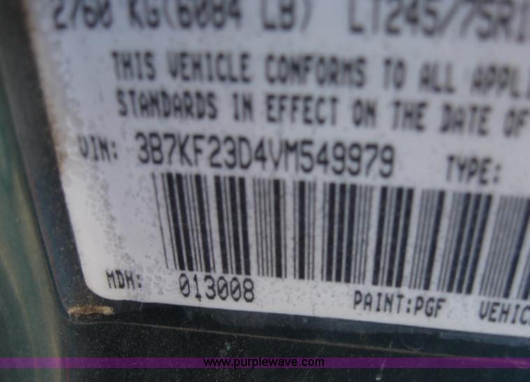 image for item 2775 1997 Dodge Ram 2500 club cab pickupNon-repairable certificate, parts only