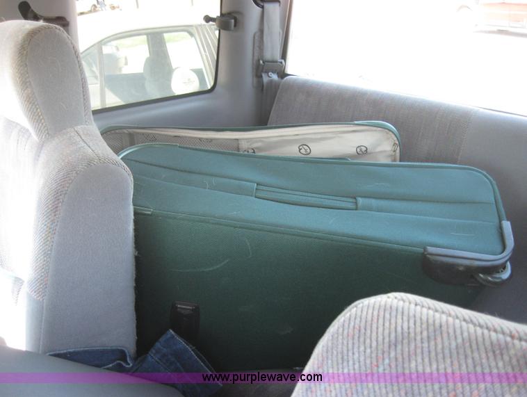 image for item 2776 1997 Dodge Ram 1500