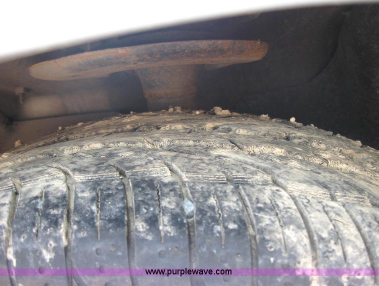 image for item 2777 2006 Chrysler Pacifica