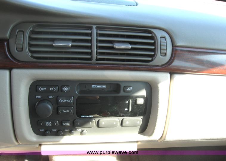 image for item 2778 1998 Cadillac DeVille