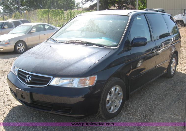 image for item 2779 2003 Honda Odyssey EX-L Non-repairable certificate, parts only