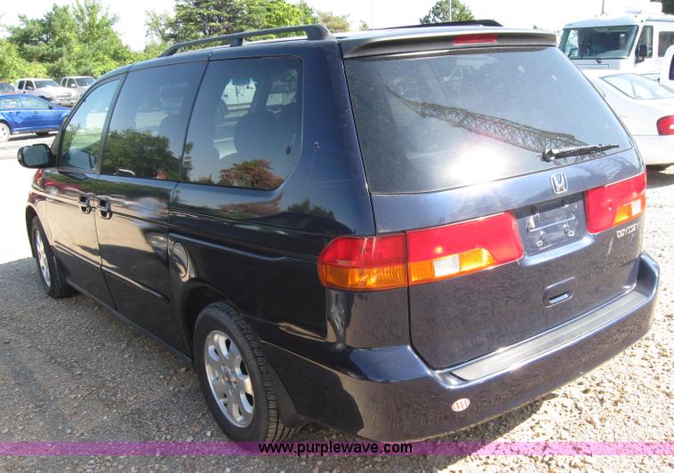 image for item 2779 2003 Honda Odyssey EX-L Non-repairable certificate, parts only