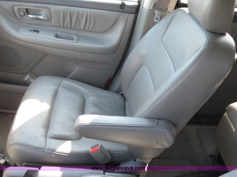 image for item 2779 2003 Honda Odyssey EX-L Non-repairable certificate, parts only