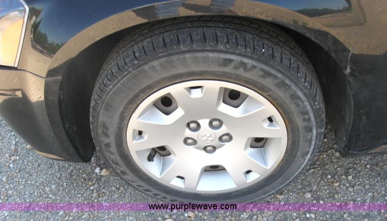 image for item 2780 2006 Dodge Magnum SE/SXT