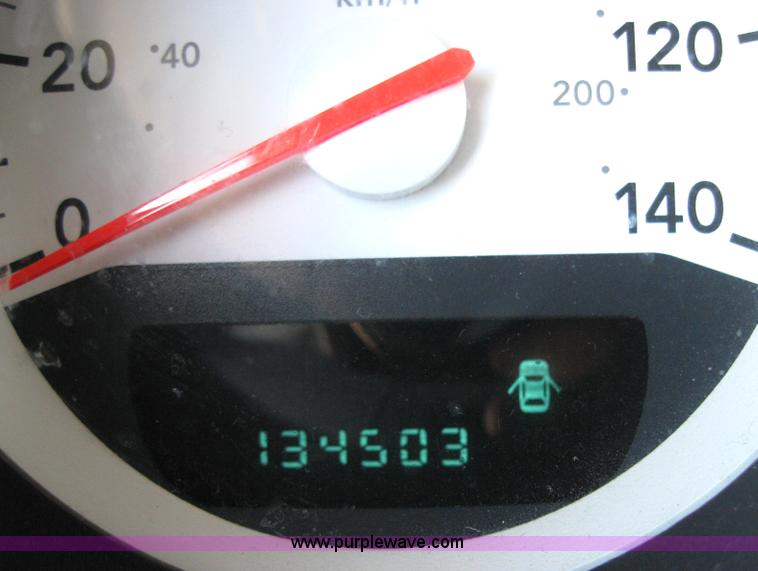 image for item 2780 2006 Dodge Magnum SE/SXT