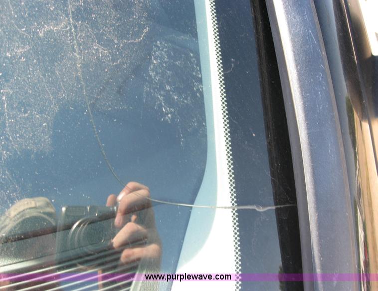 image for item 2780 2006 Dodge Magnum SE/SXT