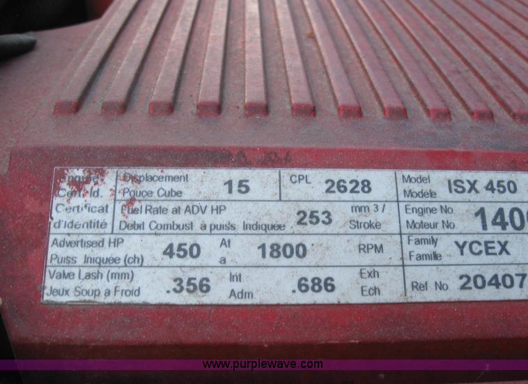 image for item 2782 2001 Volvo VNL