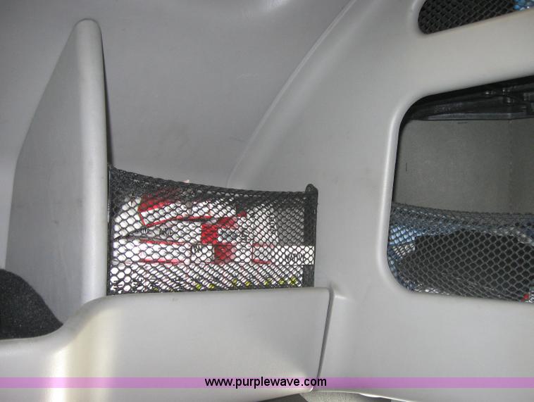 image for item 2782 2001 Volvo VNL