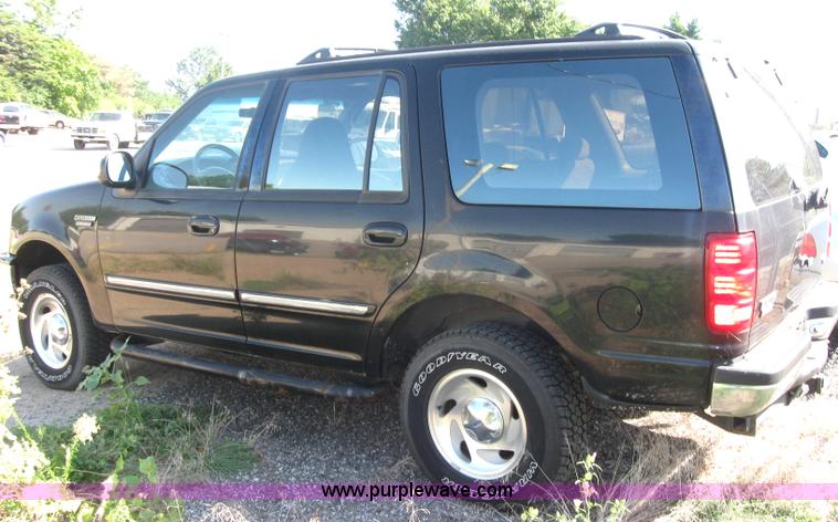 image for item 2784 1997 Ford Expedition Non-repairable certificate, parts only