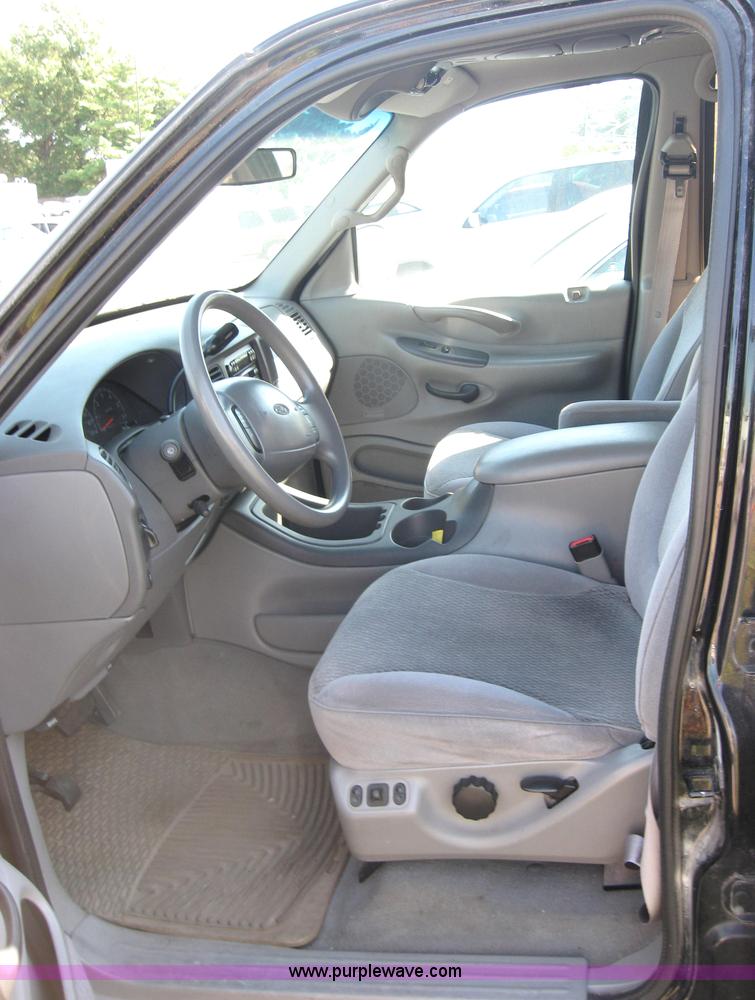 image for item 2784 1997 Ford Expedition Non-repairable certificate, parts only